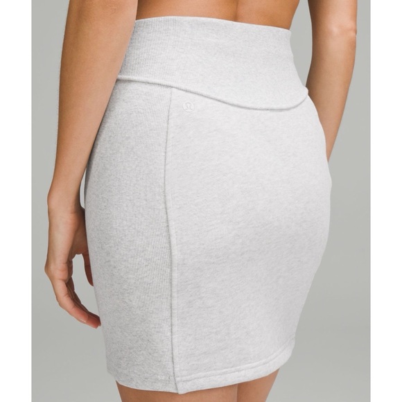 NWT Lululemon Scuba High Rise Mini Skirt Heathered Core Ultra Light Grey XL - Picture 5 of 8